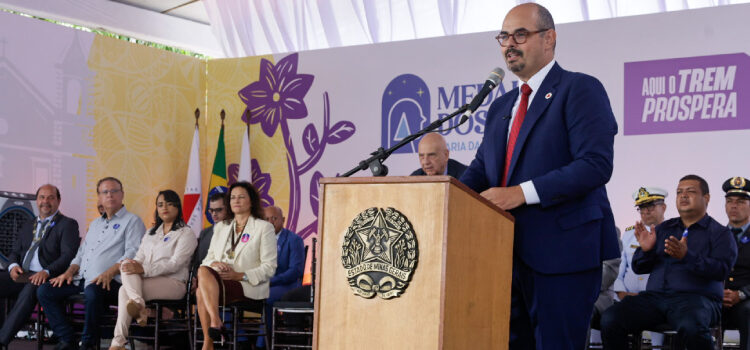 Governo de Minas entrega Medalha dos Gerais a personalidades que contribuem para o desenvolvimento do Norte do estado