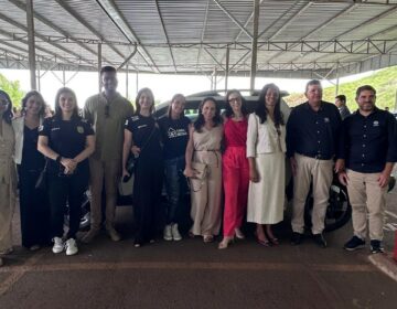 Ministério das Mulheres entrega três carros para rede de proteção às mulheres de Juiz de Fora