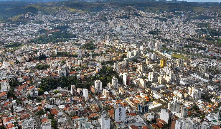 PIB de Juiz de Fora ultrapassa R$ 23 bilhões em 2023; cidade sobe uma posição na participação do PIB do país