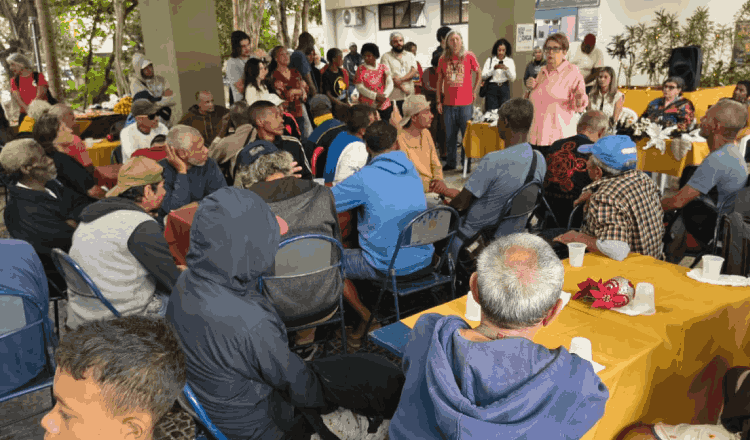 Café Pop Rua – Especial de Natal reafirma acolhimento e direitos da população em situação de rua