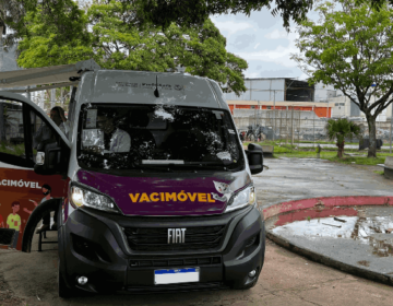 Mais de 300 doses de vacinas são aplicadas em dois dias no Vacimóvel da Zona Leste