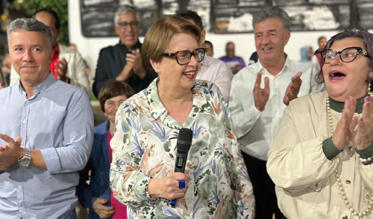 Prefeita inaugura novo espaço esportivo comunitário Arena Brasil, no bairro Amazônia, obra do Novo PAC