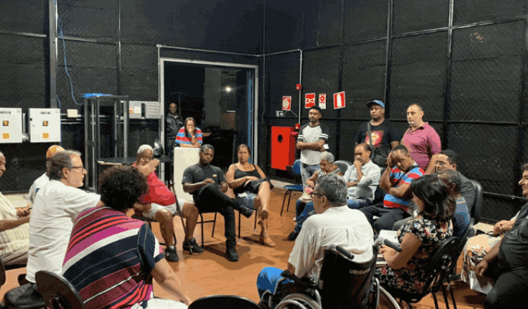 Reuniões com escolas de samba e forças de segurança dão sequência aos preparativos para o Carnaval