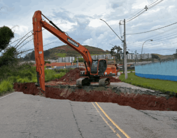 Chuvas fortes causam danos e interrompem trânsito no Acesso Norte