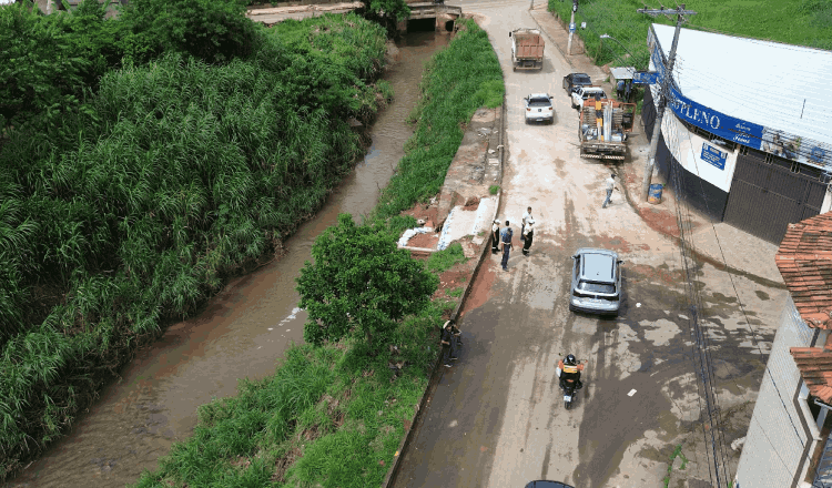 Trânsito é normalizado em vias do Democrata nesta sexta-feira, 13