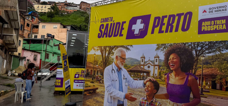 Governo de Minas lança Carreta Saúde Mais Perto para ampliar acesso a consultas e exames em todo o estado