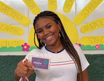 Passe Livre Estudantil: Prefeitura entrega cartões para mais estudantes cadastrados