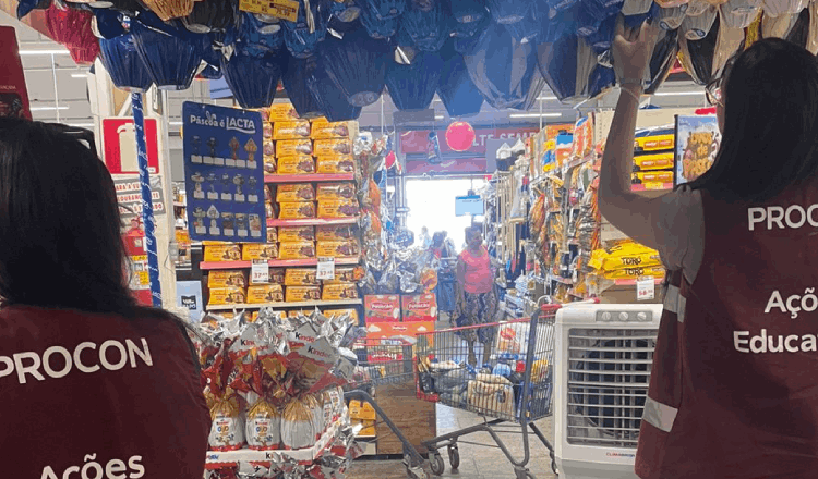Procon/JF monitora preços de produtos de Páscoa e orienta consumidores a comparar o custo-benefício dos chocolates
