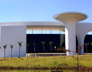 Governo de Minas anuncia recomposição salarial de 5,4% para todo o funcionalismo público do Estado