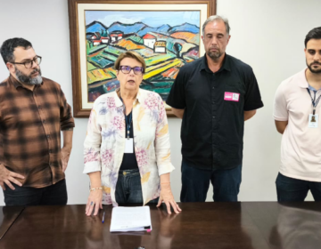 Prefeita assina contrato para segunda fase da obra de macrodrenagem do Córrego São Pedro, que beneficiará os bairros Democrata e Mariano Procópio