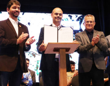 Governo de Minas transfere capital para Pouso Alegre e anuncia dois novos Colégios Tiradentes para o Sul do estado