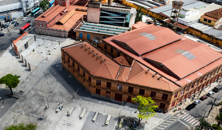 Primeiro aniversário de reinauguração do Mercado Municipal conta com programação especial