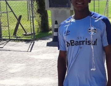 Atacante revelado pelo Futebol UFJF assina com o Grêmio