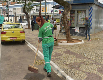 Demlurb monta esquema especial para limpeza de ruas após passagem dos blocos
