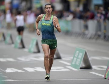 Caio Bonfim e Viviane Lyra são campeões sul-americanos de marcha atlética