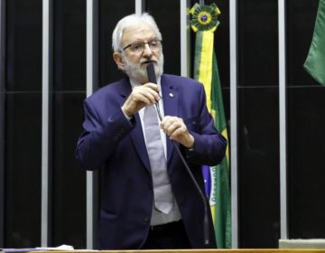 Proposta cria política para prevenir fatores que geram violência entre jovens