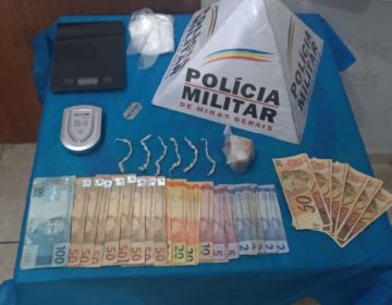 Polícia Militar prende homem por tráfico de drogas próximo ao Centro de Juiz de Fora