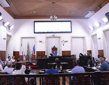 Vereadores encaminham representação ao Congresso contra aumento da idade para considerar uma pessoa como idosa